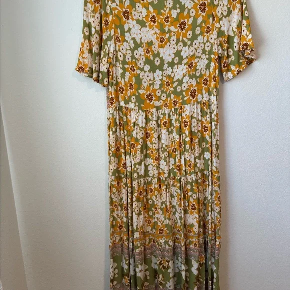 Green floral dress - Picture 4 of 5